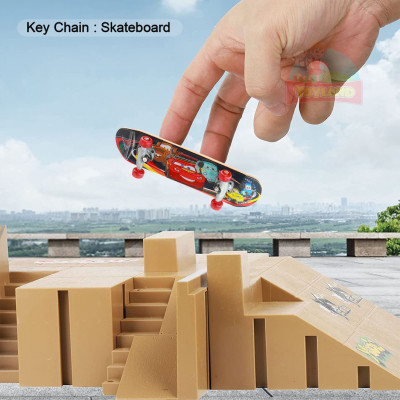 Key Chain : Skateboard